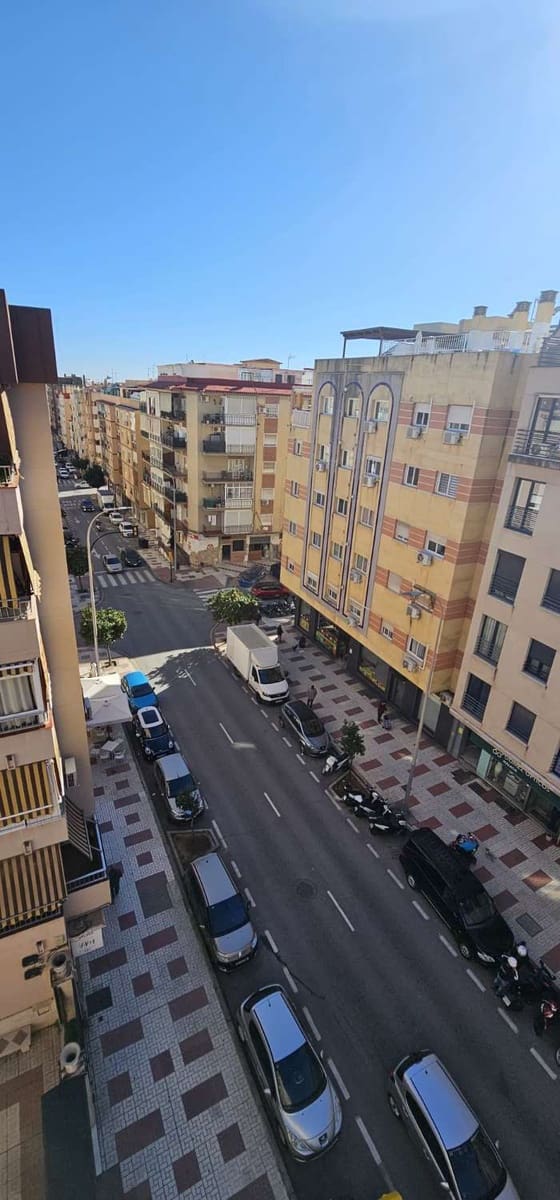 4 sovrum Takvåning att hyra i Malaga stad med garage - 1 500 € (Ref: 9491104)