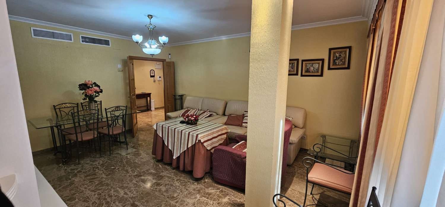 4 sovrum Takvåning att hyra i Malaga stad med garage - 1 500 € (Ref: 9491104)