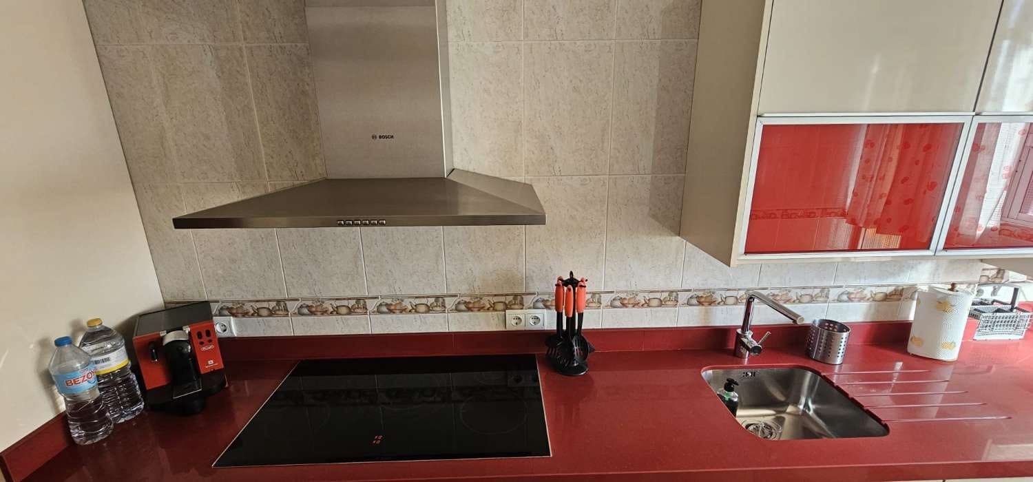 4 sovrum Takvåning att hyra i Malaga stad med garage - 1 500 € (Ref: 9491104)