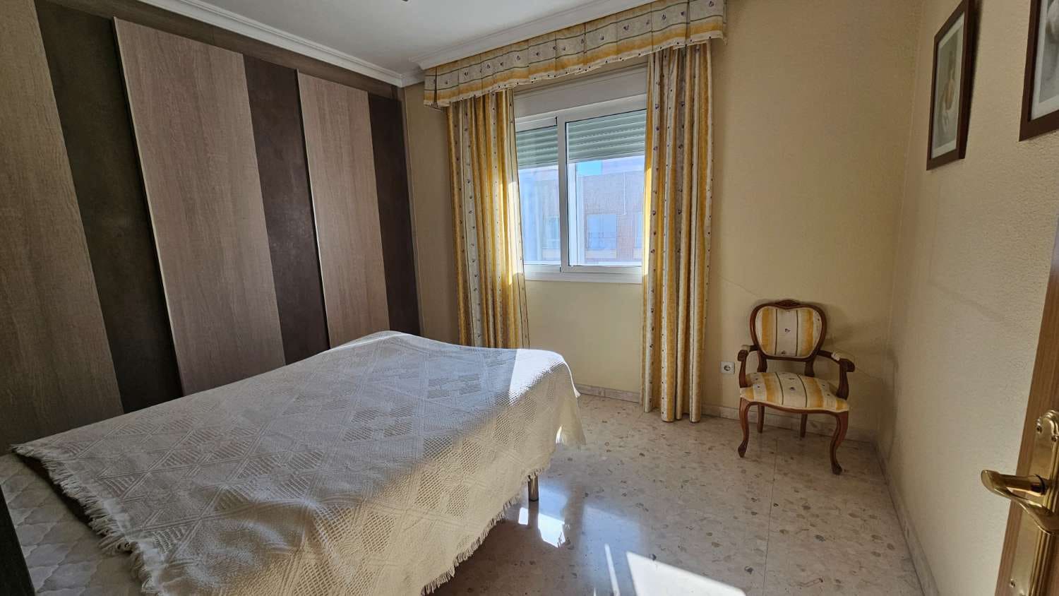 4 sovrum Takvåning att hyra i Malaga stad med garage - 1 500 € (Ref: 9491104)