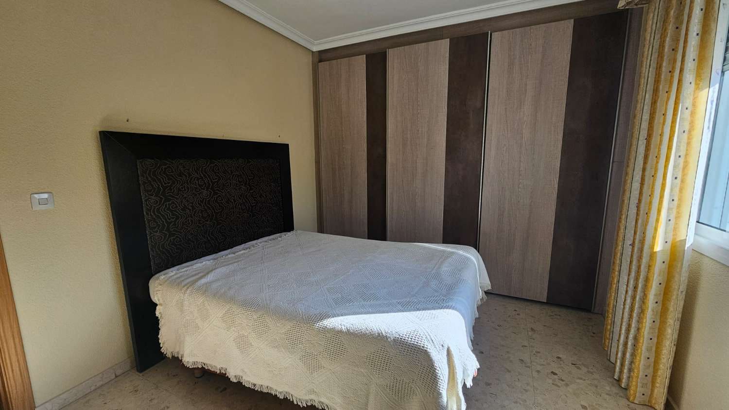 4 sovrum Takvåning att hyra i Malaga stad med garage - 1 500 € (Ref: 9491104)