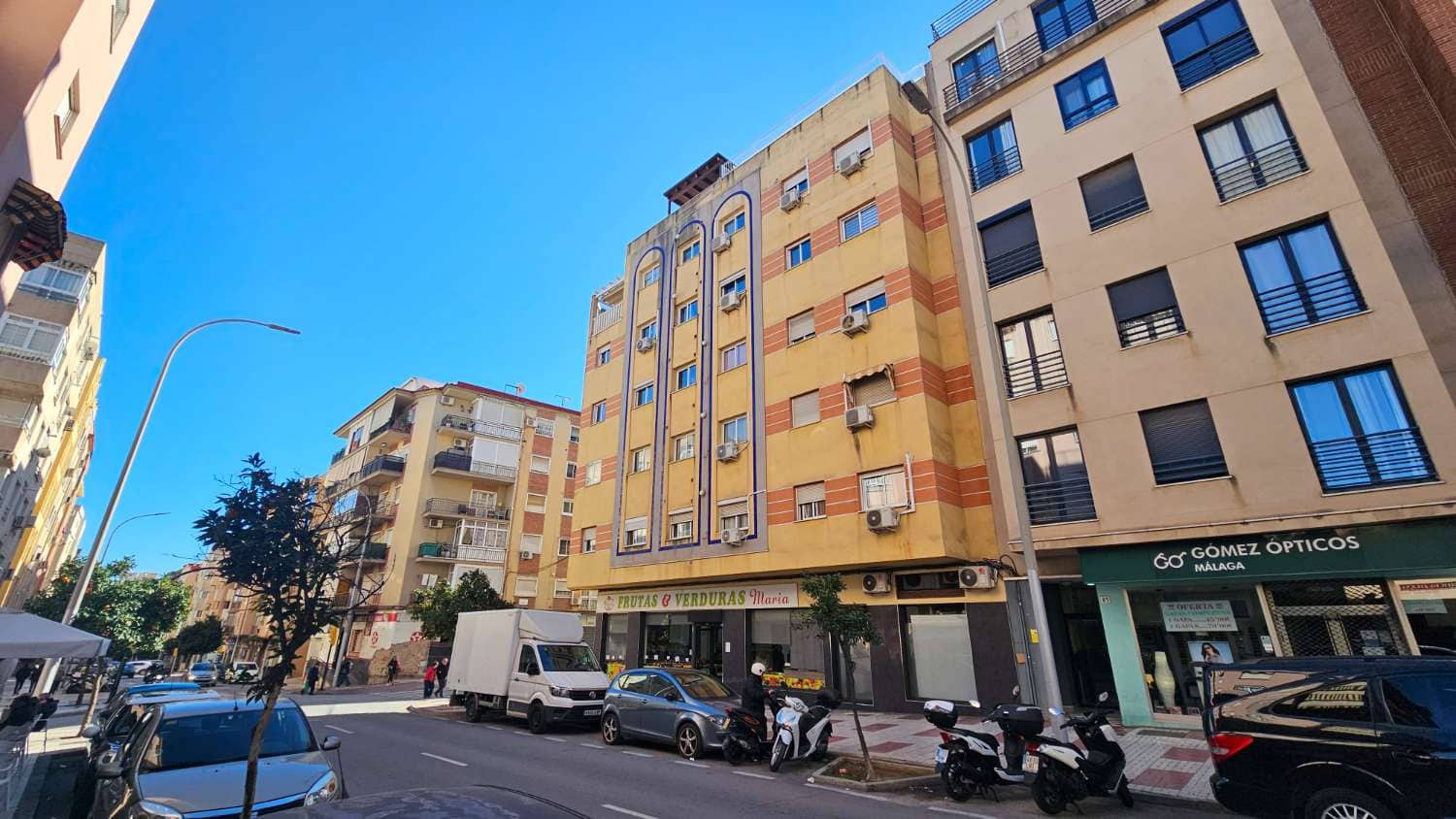 4 sovrum Takvåning att hyra i Malaga stad med garage - 1 500 € (Ref: 9491104)