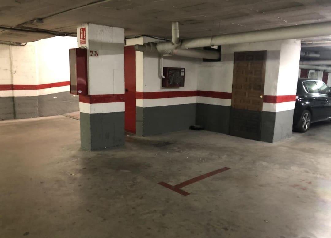 1 makuuhuone Ranta-asunto myytävänä paikassa Malaga kaupunki - 360 500 € (Ref: 9496892)