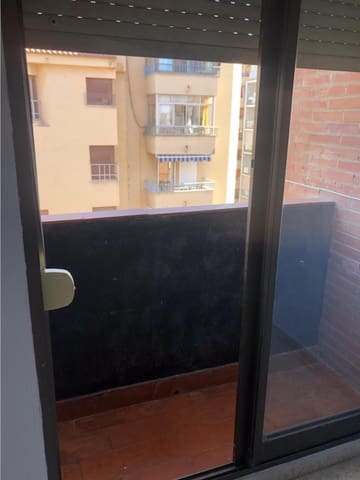 1 makuuhuone Ranta-asunto myytävänä paikassa Huelin, Málaga kaupunki - 360 500 € (Ref: 9496892)