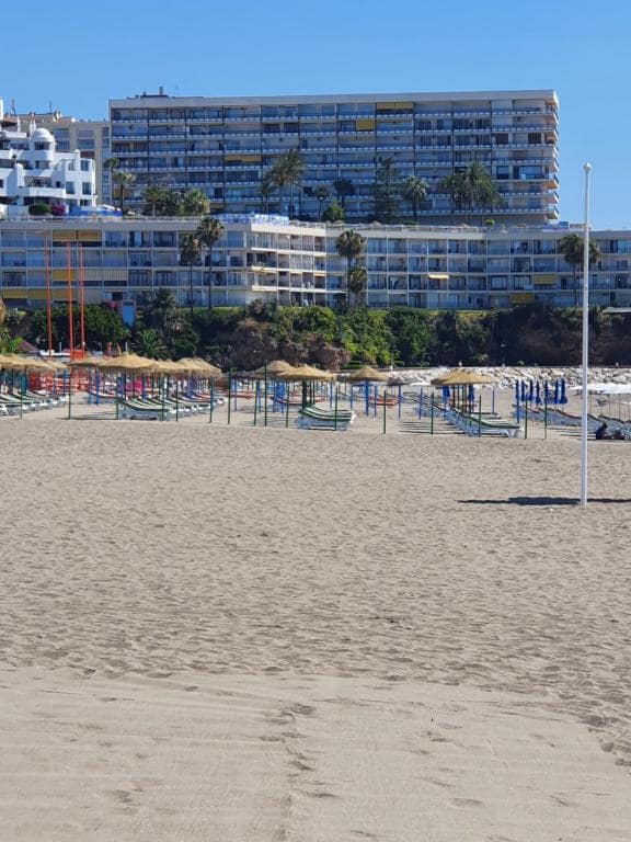 Studio for sale in Torremolinos with pool garage - € 412,000 (Ref: 9503885)