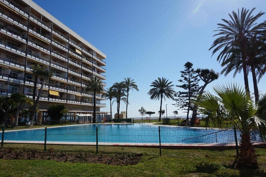 Studio for sale in Torremolinos with pool garage - € 412,000 (Ref: 9503885)