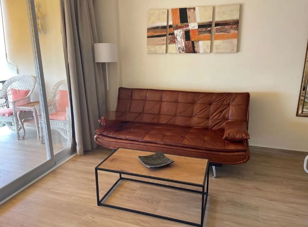 Studio for sale in Torremolinos with pool garage - € 412,000 (Ref: 9503885)