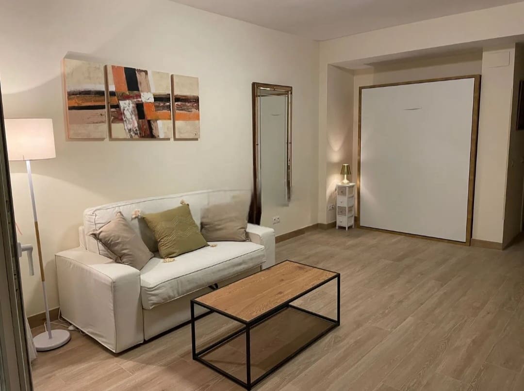 Studio for sale in Torremolinos with pool garage - € 412,000 (Ref: 9503885)