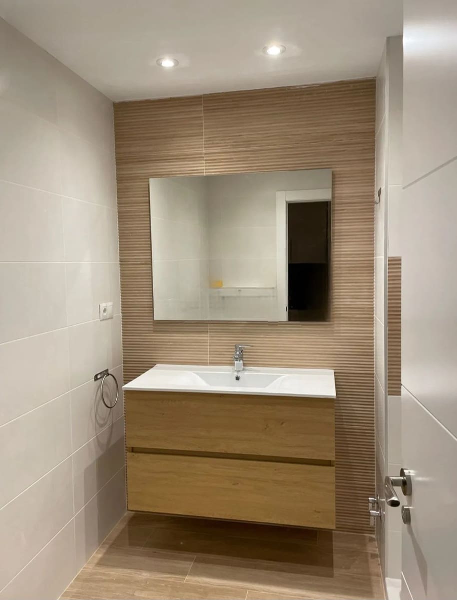 Studio for sale in Torremolinos with pool garage - € 412,000 (Ref: 9503885)