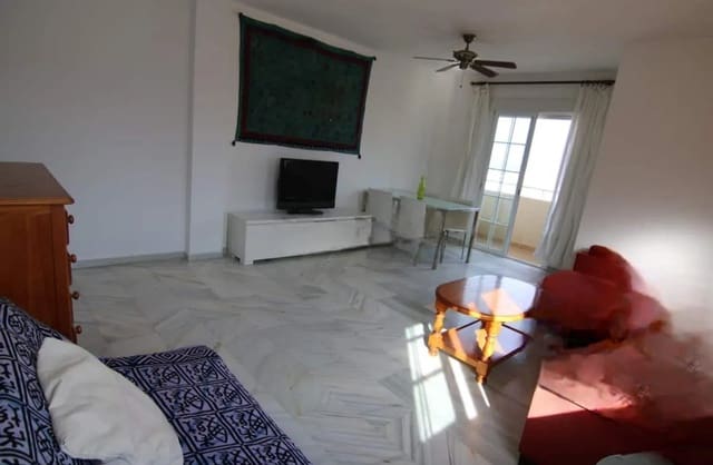 2 Zimmer Strandapartment zu verkaufen in Torremolinos mit Pool Garage - 566.500 € (Ref: 9503886)