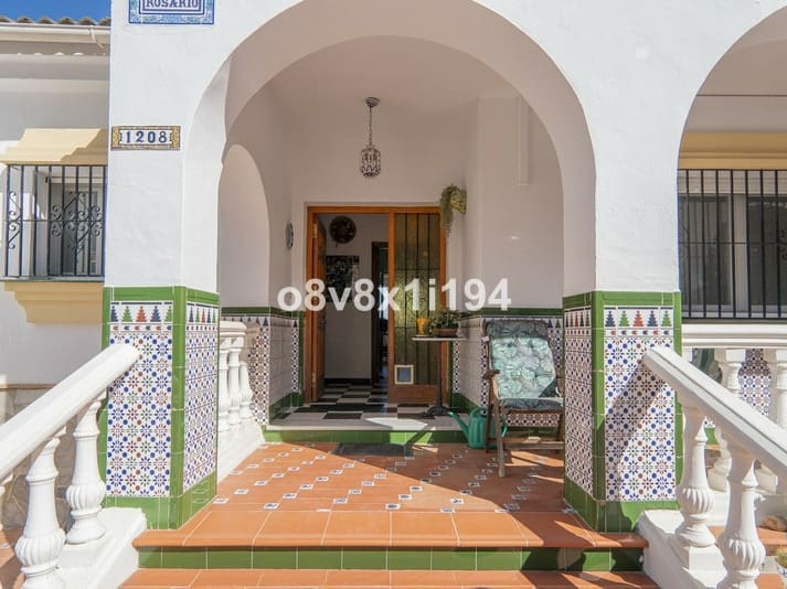 5 sypialnia Willa na sprzedaż w Alhaurin de la Torre z basenem garażem - 580 000 € (Ref: 9513151)