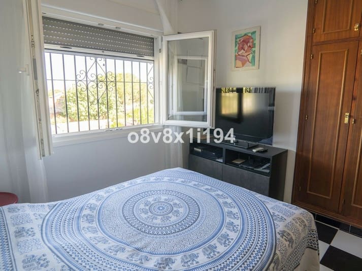 5 sypialnia Willa na sprzedaż w Alhaurin de la Torre z basenem garażem - 580 000 € (Ref: 9513151)