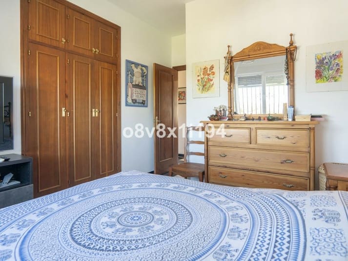 5 sypialnia Willa na sprzedaż w Alhaurin de la Torre z basenem garażem - 580 000 € (Ref: 9513151)