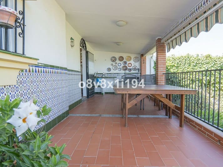 5 sypialnia Willa na sprzedaż w Alhaurin de la Torre z basenem garażem - 580 000 € (Ref: 9513151)