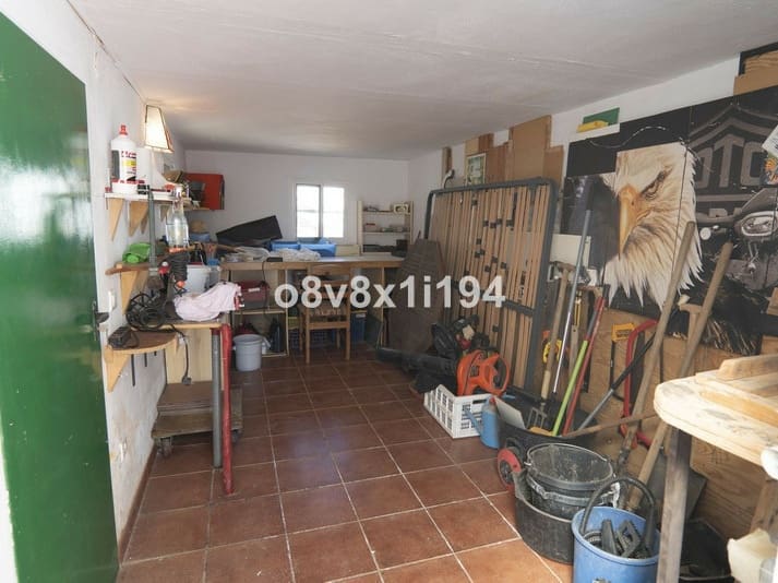 5 sypialnia Willa na sprzedaż w Alhaurin de la Torre z basenem garażem - 580 000 € (Ref: 9513151)