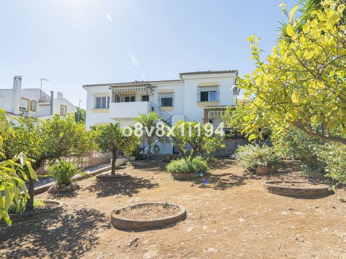 5 sypialnia Willa na sprzedaż w Alhaurin de la Torre z basenem garażem - 580 000 € (Ref: 9513151)