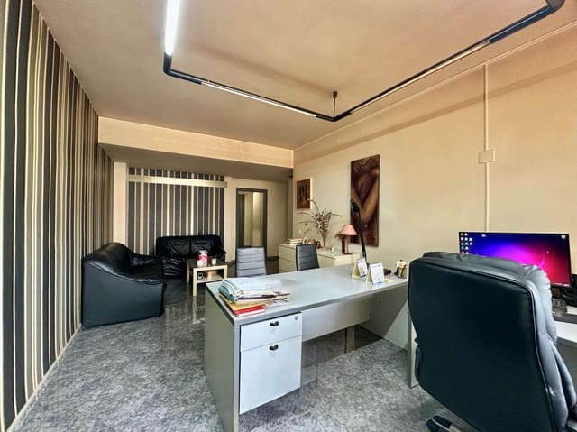 1 makuuhuone Ranta-asunto myytävänä paikassa Torremolinos - 250 000 € (Ref: 9513156)