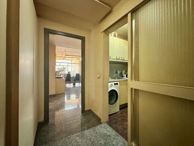 1 makuuhuone Ranta-asunto myytävänä paikassa Torremolinos - 250 000 € (Ref: 9513156)