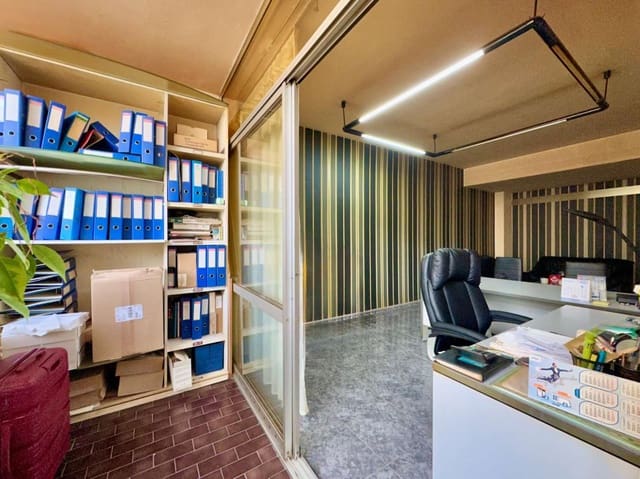 1 makuuhuone Ranta-asunto myytävänä paikassa Torremolinos - 250 000 € (Ref: 9513156)