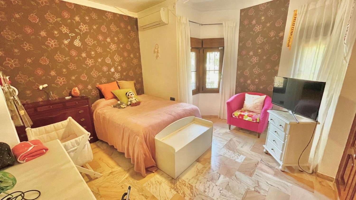 7 sypialnia Willa na sprzedaż w Alhaurin de la Torre z basenem garażem - 815 000 € (Ref: 9513157)