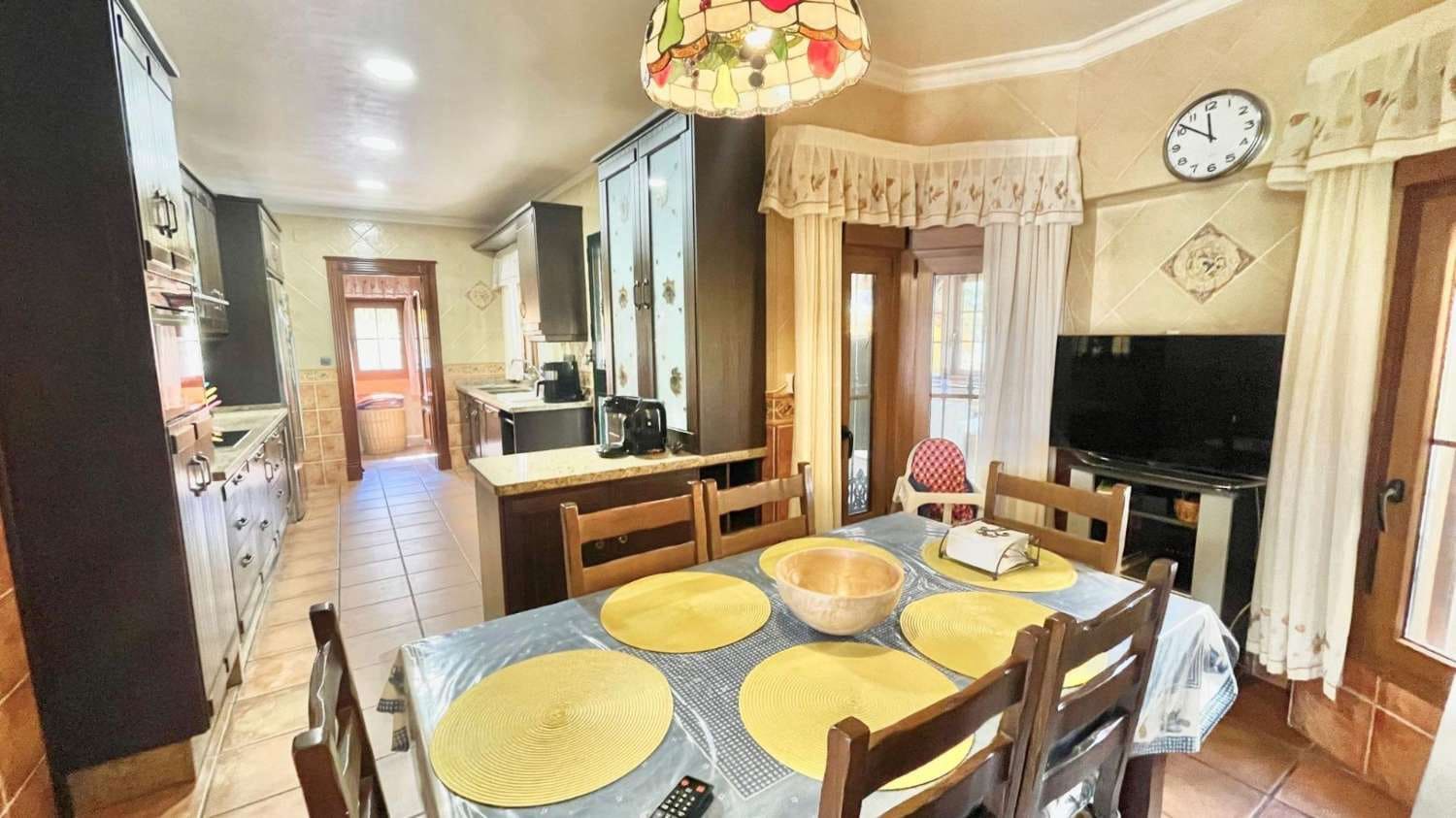 7 sypialnia Willa na sprzedaż w Alhaurin de la Torre z basenem garażem - 815 000 € (Ref: 9513157)