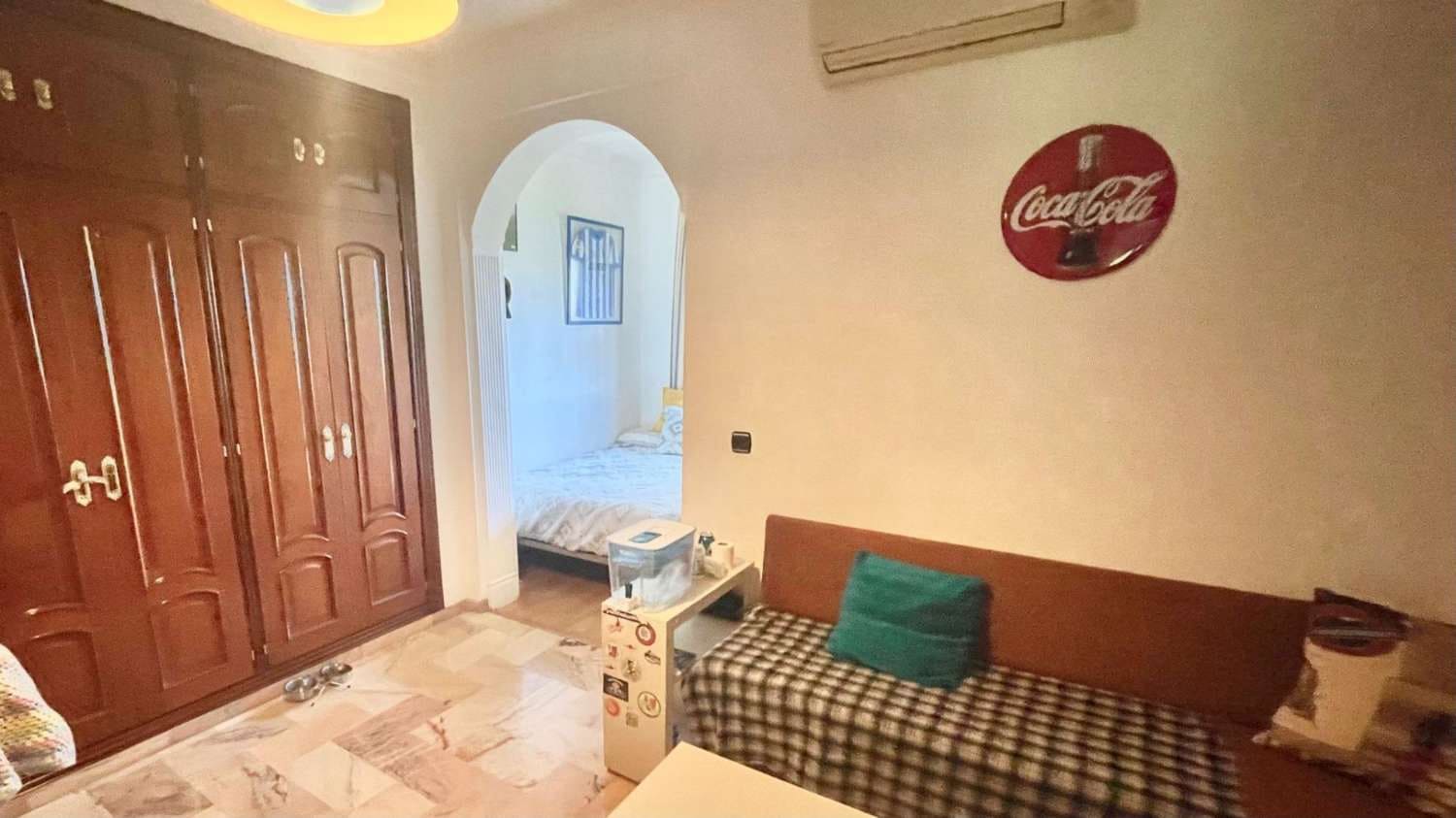 7 sypialnia Willa na sprzedaż w Alhaurin de la Torre z basenem garażem - 815 000 € (Ref: 9513157)