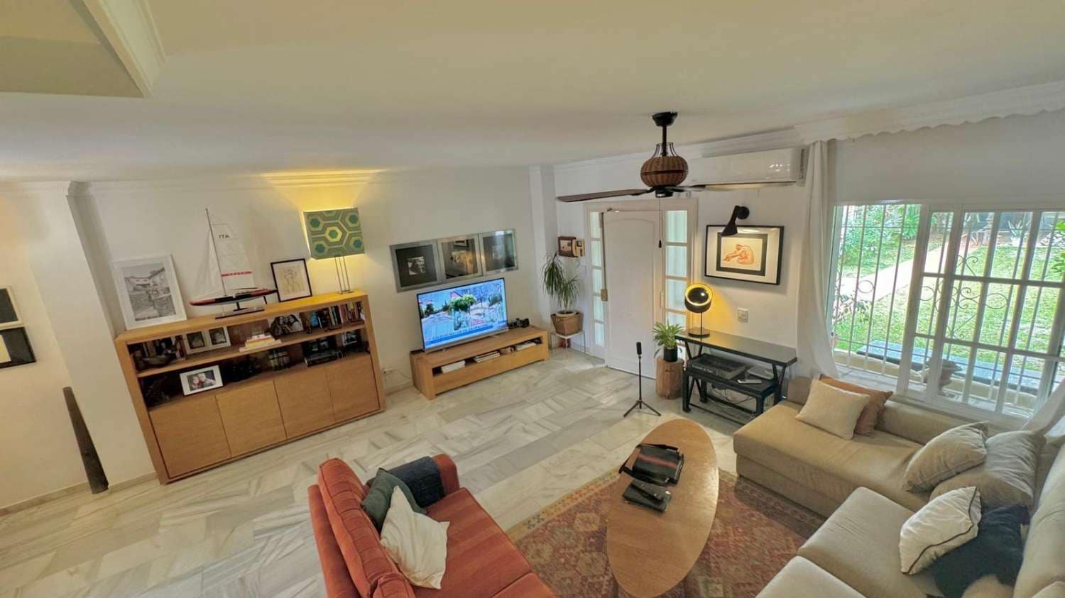 6 soveværelse Semi-Rækkehus til salg i Torremolinos med swimmingpool - € 1.064.500 (Ref: 9513158)