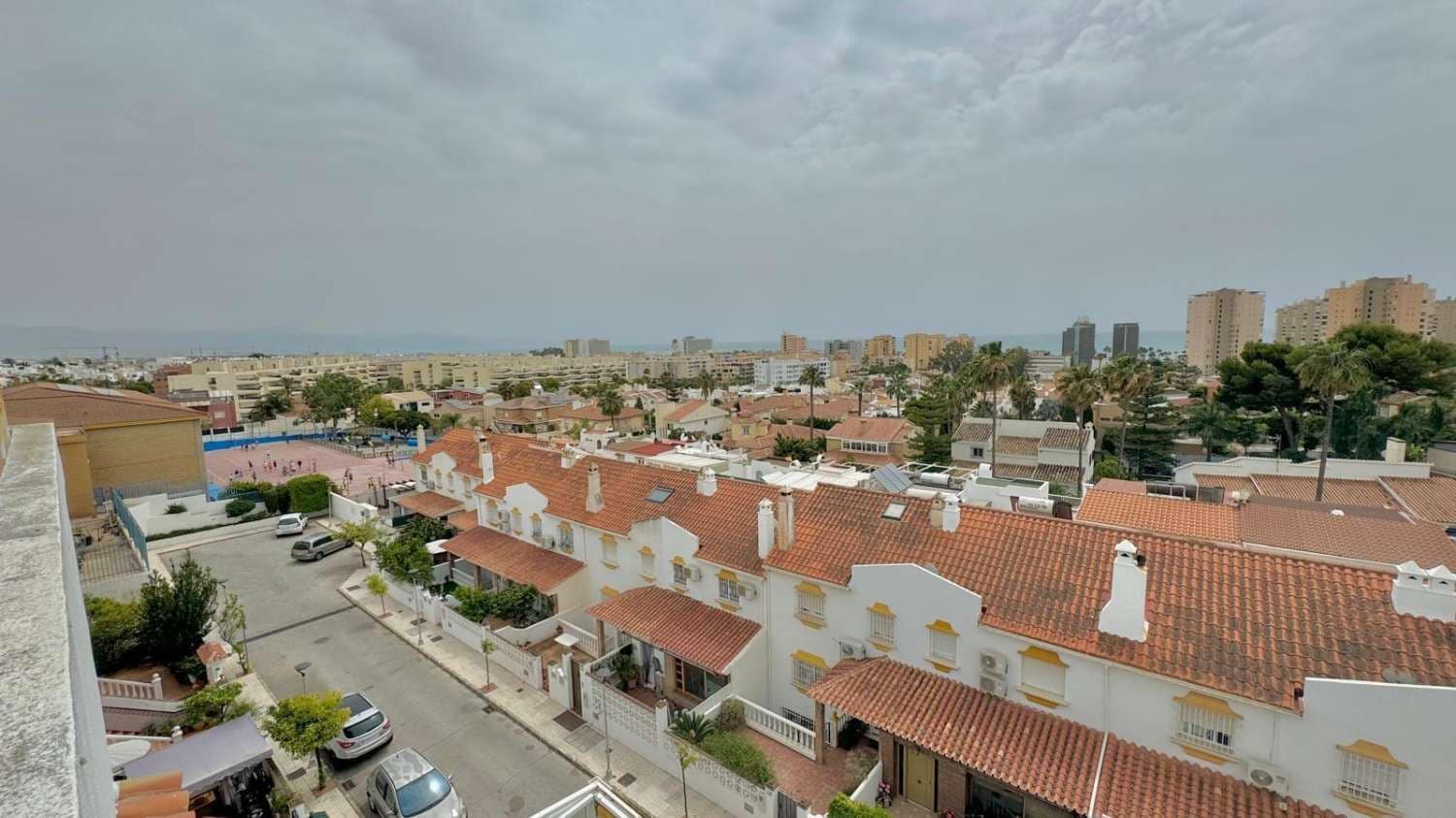 6 soveværelse Semi-Rækkehus til salg i Torremolinos med swimmingpool - € 1.064.500 (Ref: 9513158)