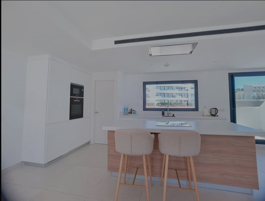 3 sovrum Takvåning till salu i Benalmadena med pool - 950 000 € (Ref: 9513159)