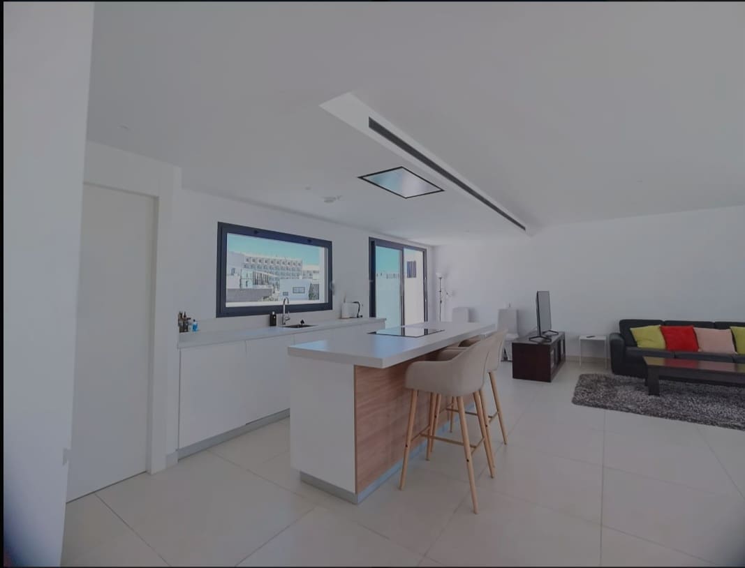 3 sovrum Takvåning till salu i Benalmadena med pool - 950 000 € (Ref: 9513159)