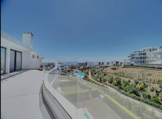 3 sovrum Takvåning till salu i Benalmádena med pool - 950 000 € (Ref: 9513159)