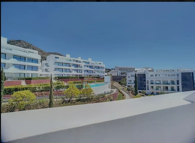 3 sovrum Takvåning till salu i Benalmádena med pool - 950 000 € (Ref: 9513159)