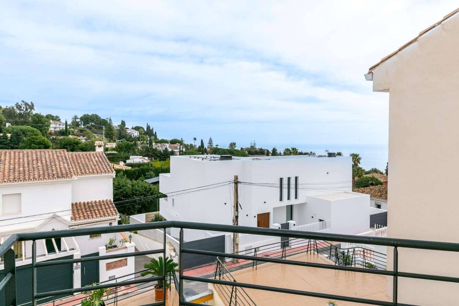 3 soveværelse Rækkehus til salg i Benalmadena med swimmingpool - € 565.000 (Ref: 9513160)