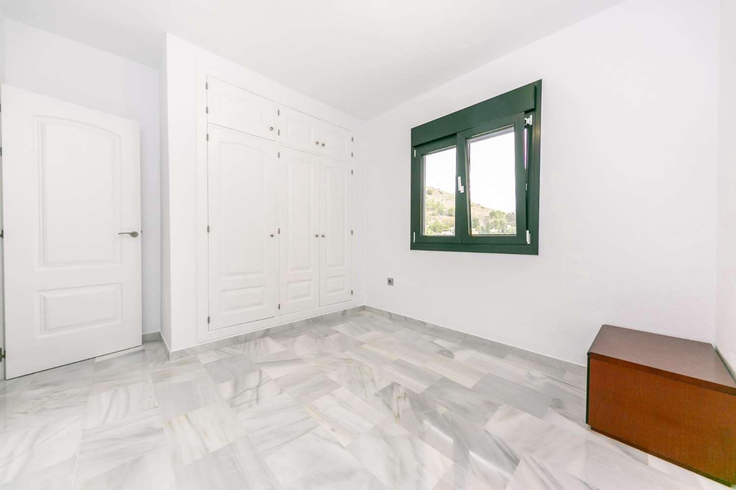 3 soveværelse Rækkehus til salg i Benalmadena med swimmingpool - € 565.000 (Ref: 9513160)