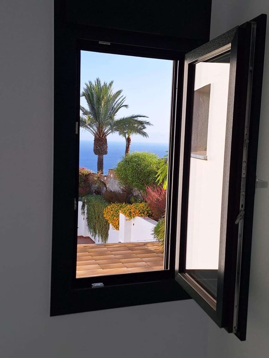 3 soveværelse Rækkehus til salg i Benalmadena med swimmingpool - € 565.000 (Ref: 9513160)