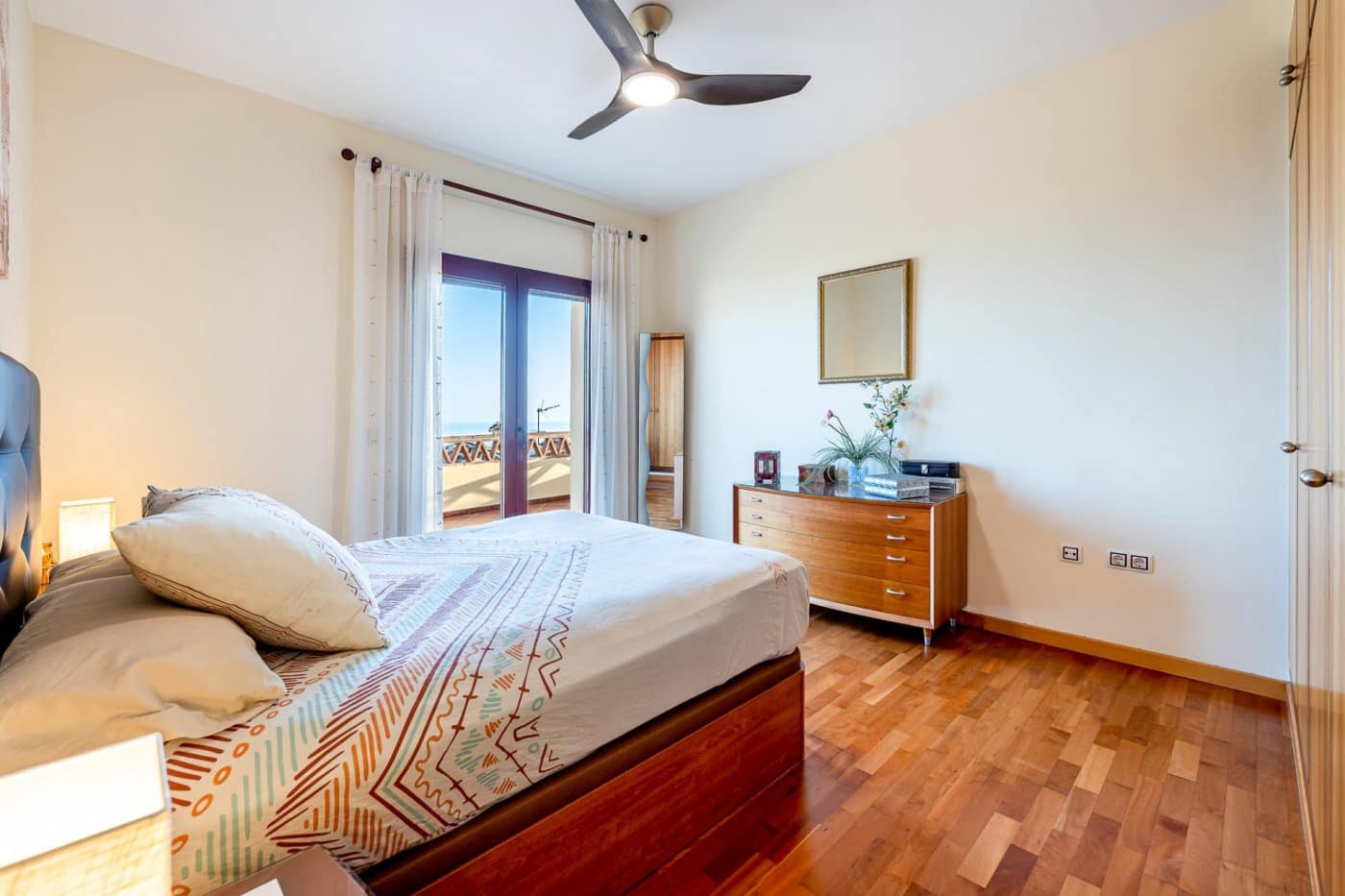 4 bedroom Villa for sale in Benalmadena with pool - € 769,000 (Ref: 9513164)