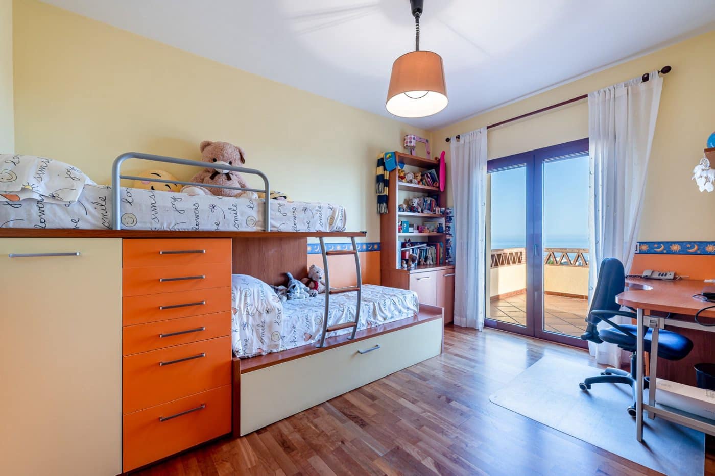 4 bedroom Villa for sale in Benalmadena with pool - € 769,000 (Ref: 9513164)