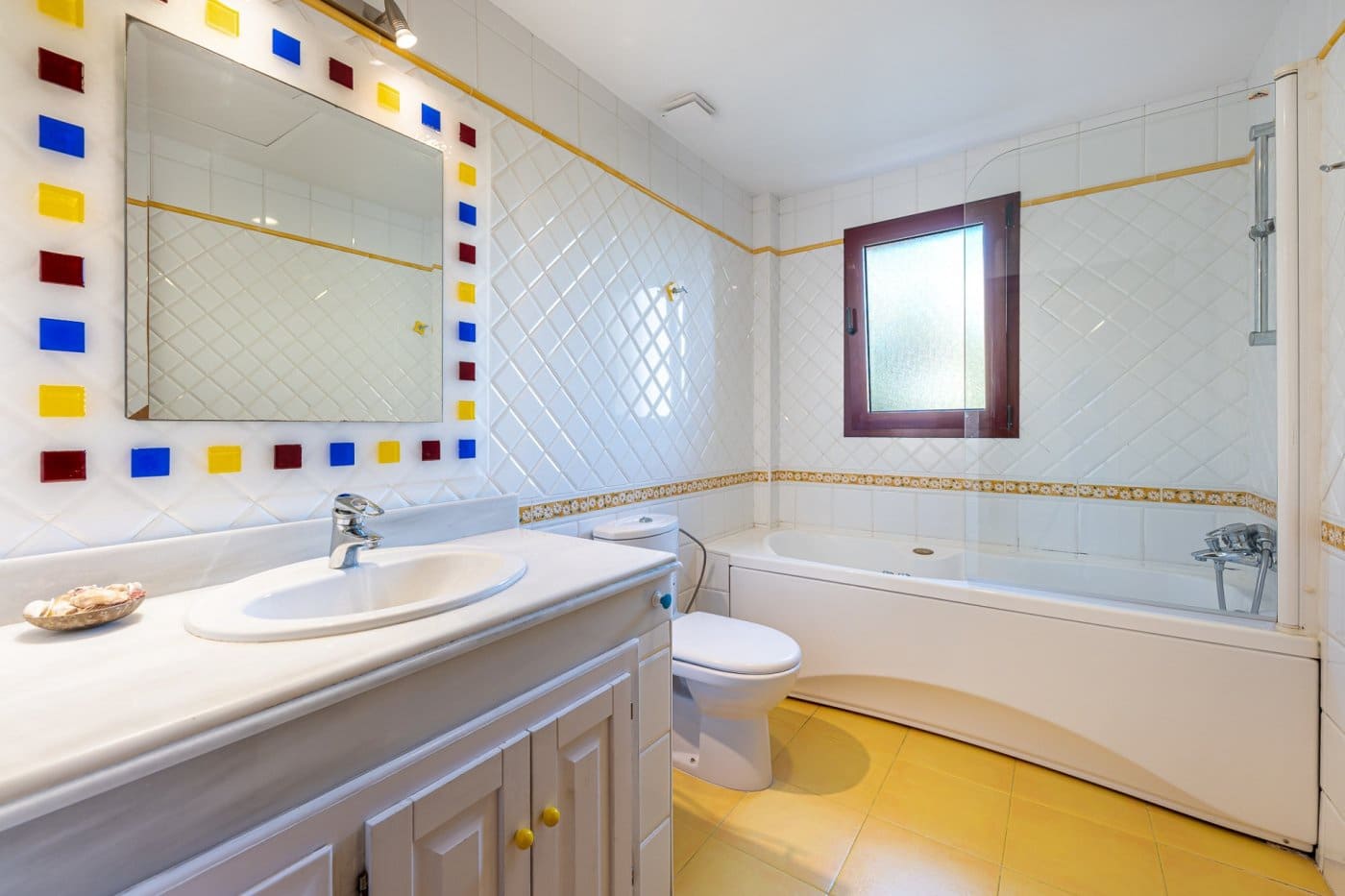 4 bedroom Villa for sale in Benalmadena with pool - € 769,000 (Ref: 9513164)