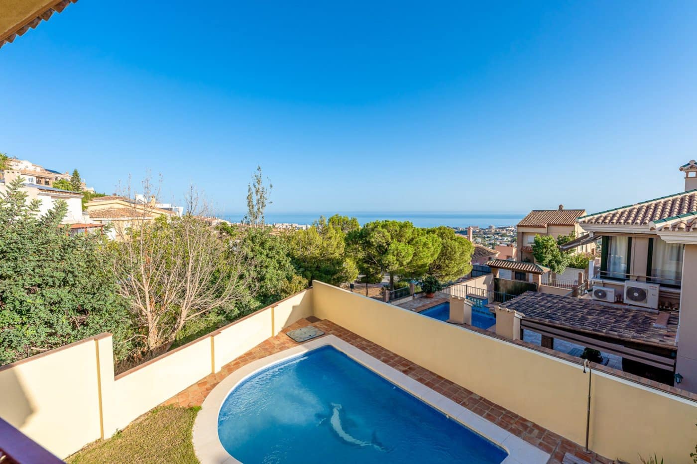 4 bedroom Villa for sale in Benalmadena with pool - € 769,000 (Ref: 9513164)