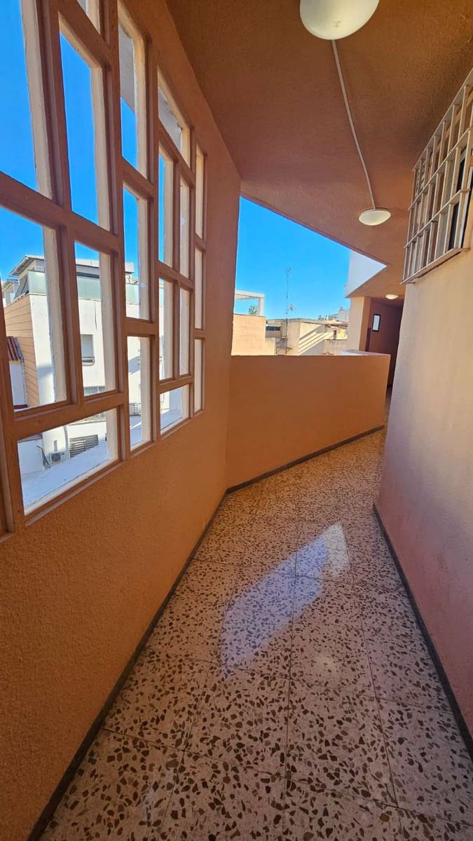 1 makuuhuone Ranta-asunto myytävänä paikassa Torremolinos - 360 000 € (Ref: 9523994)