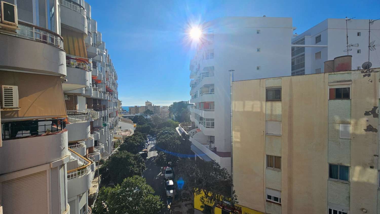 1 makuuhuone Ranta-asunto myytävänä paikassa Torremolinos - 360 000 € (Ref: 9523994)