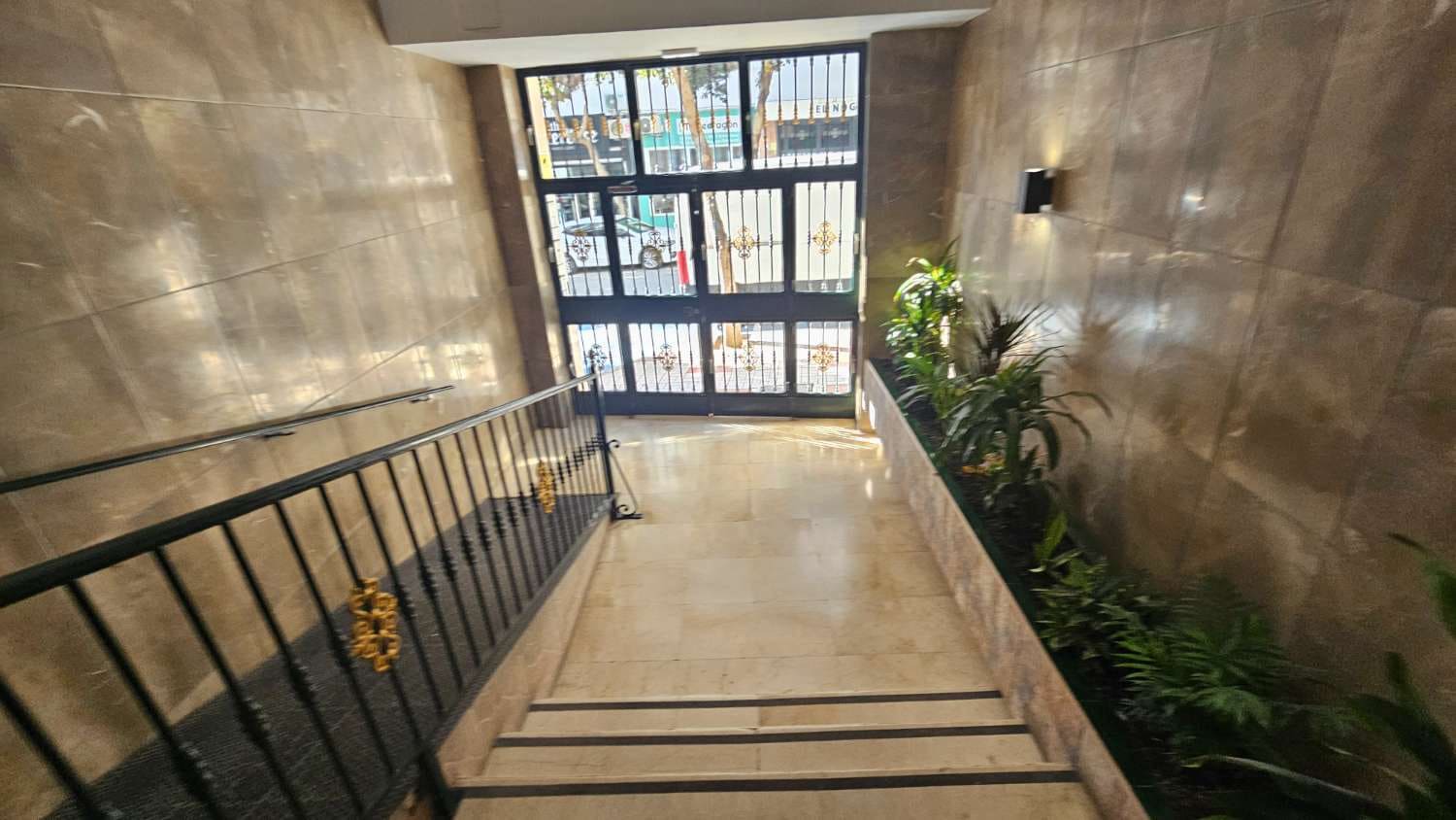 1 makuuhuone Ranta-asunto myytävänä paikassa Torremolinos - 360 000 € (Ref: 9523994)