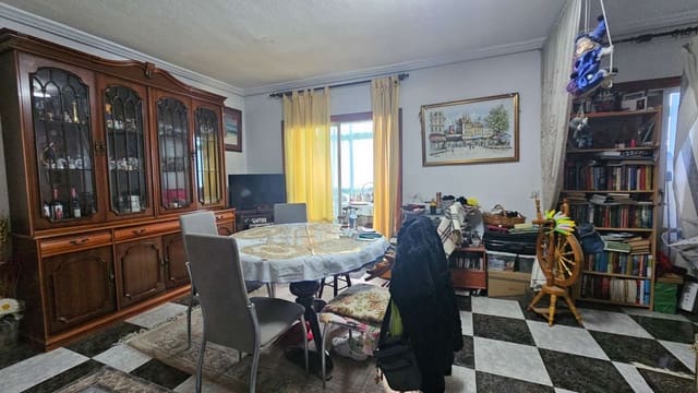 1 makuuhuone Ranta-asunto myytävänä paikassa Torremolinos - 360 000 € (Ref: 9523994)