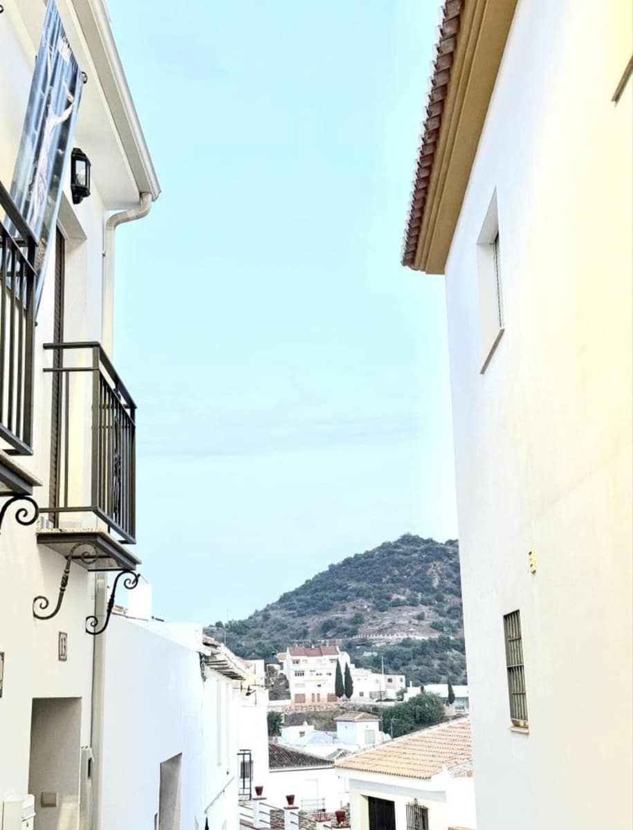 2 bedroom Beach Apartment for sale in Almogia - € 184,370 (Ref: 9526175)