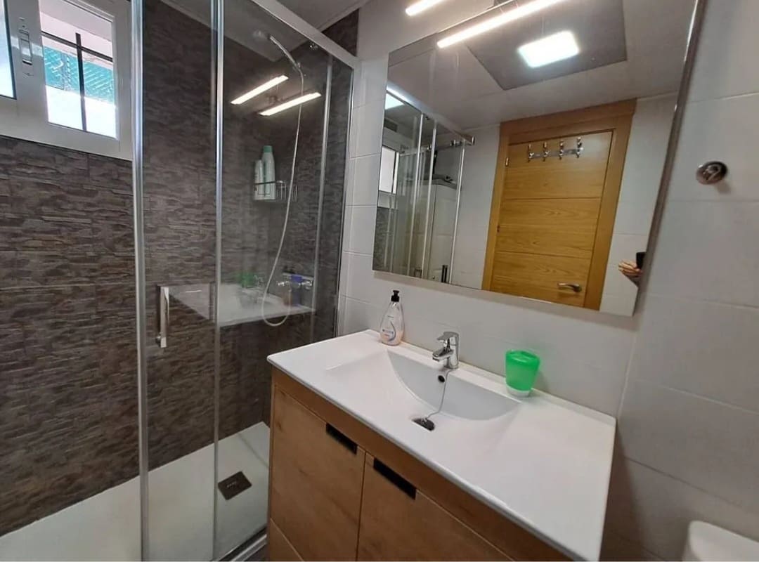 Apartamento Playa de 2 habitaciones en Torremolinos en venta con piscina - 320.000 € (Ref: 9529483)