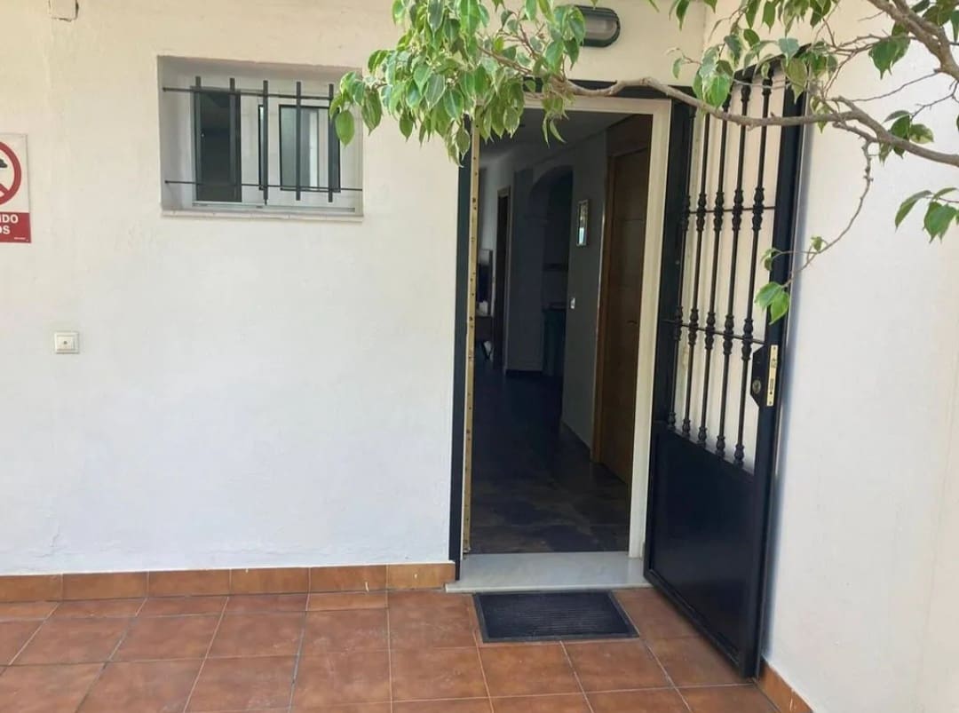 Apartamento Playa de 2 habitaciones en Torremolinos en venta con piscina - 320.000 € (Ref: 9529483)