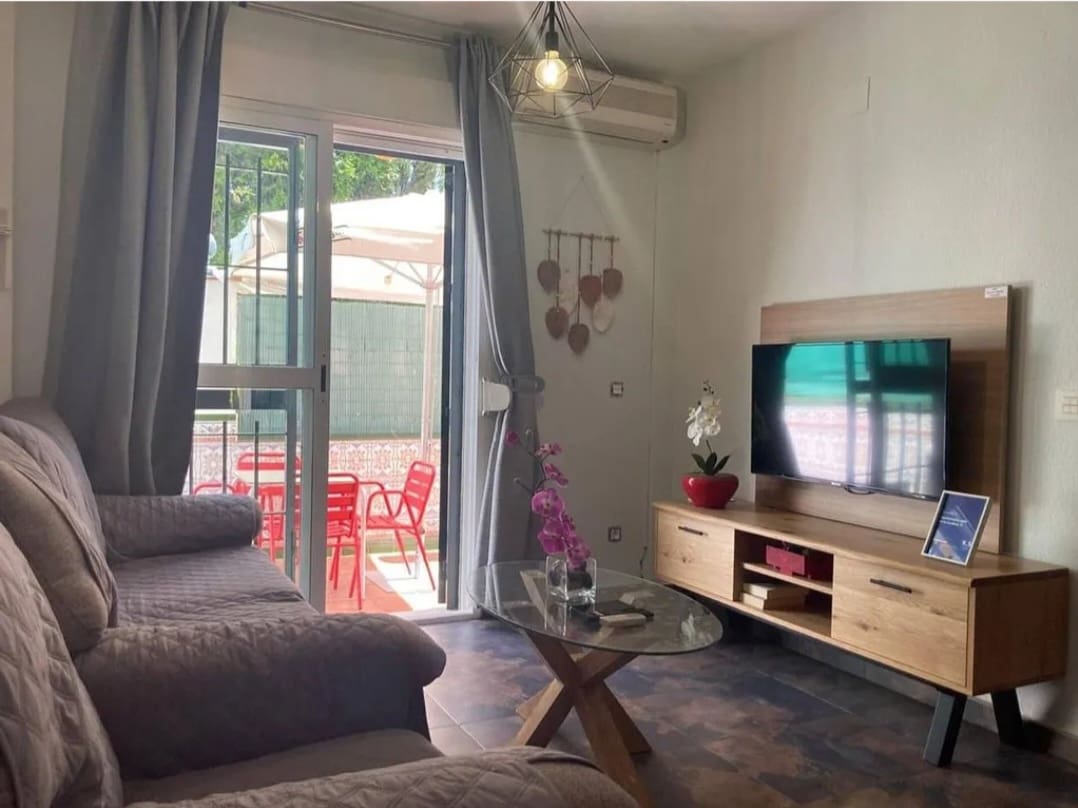 Apartamento Playa de 2 habitaciones en Torremolinos en venta con piscina - 320.000 € (Ref: 9529483)