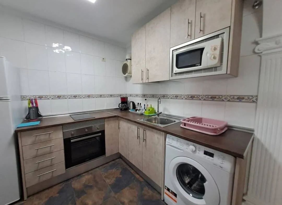 Apartamento Playa de 2 habitaciones en Torremolinos en venta con piscina - 320.000 € (Ref: 9529483)