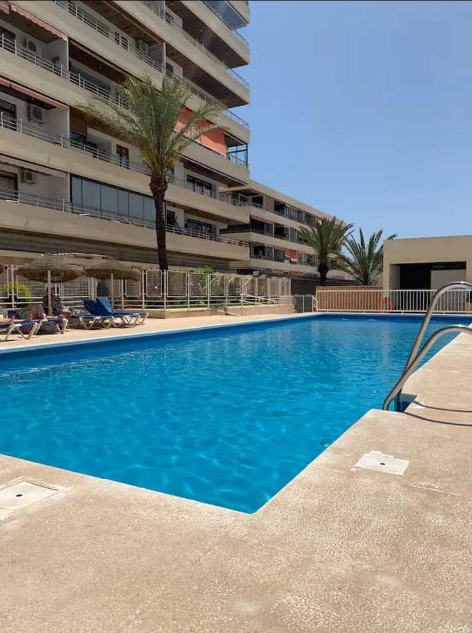1 camera da letto Appartamento sulla Spiaggia in vendita in Torremolinos con piscina - 345.000 € (Rif: 9529486)