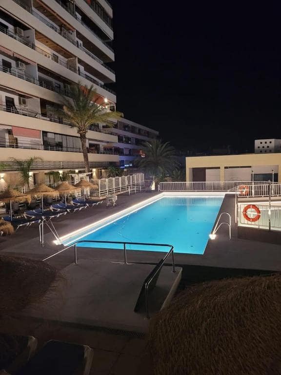1 camera da letto Appartamento sulla Spiaggia in vendita in Torremolinos con piscina - 345.000 € (Rif: 9529486)